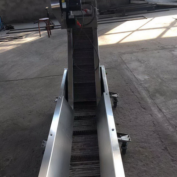 輸送機